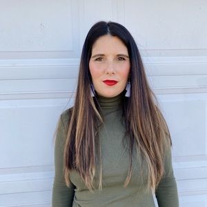 Meet your Posher, Alicia